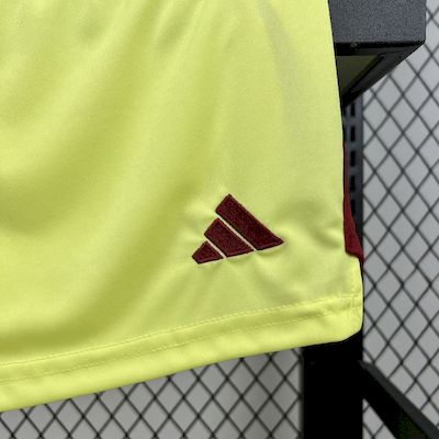 CONJUNTO INFANTIL REAL MADRID 25/26 *OFICIAL* + 5 REGALOS 🎁