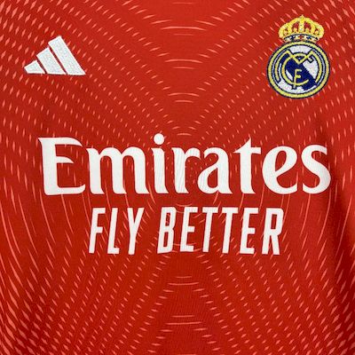 CONJUNTO INFANTIL REAL MADRID 25/26 *OFICIAL* + 5 REGALOS 🎁